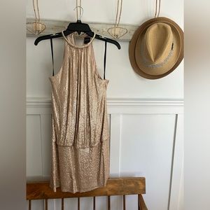 NWOT Laundry by Shelli Segal nude sequin mini dress